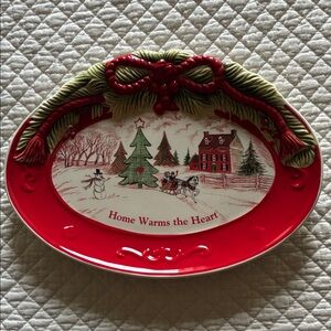 Fitz and Floyd 2015 Home warms the Heart plate.